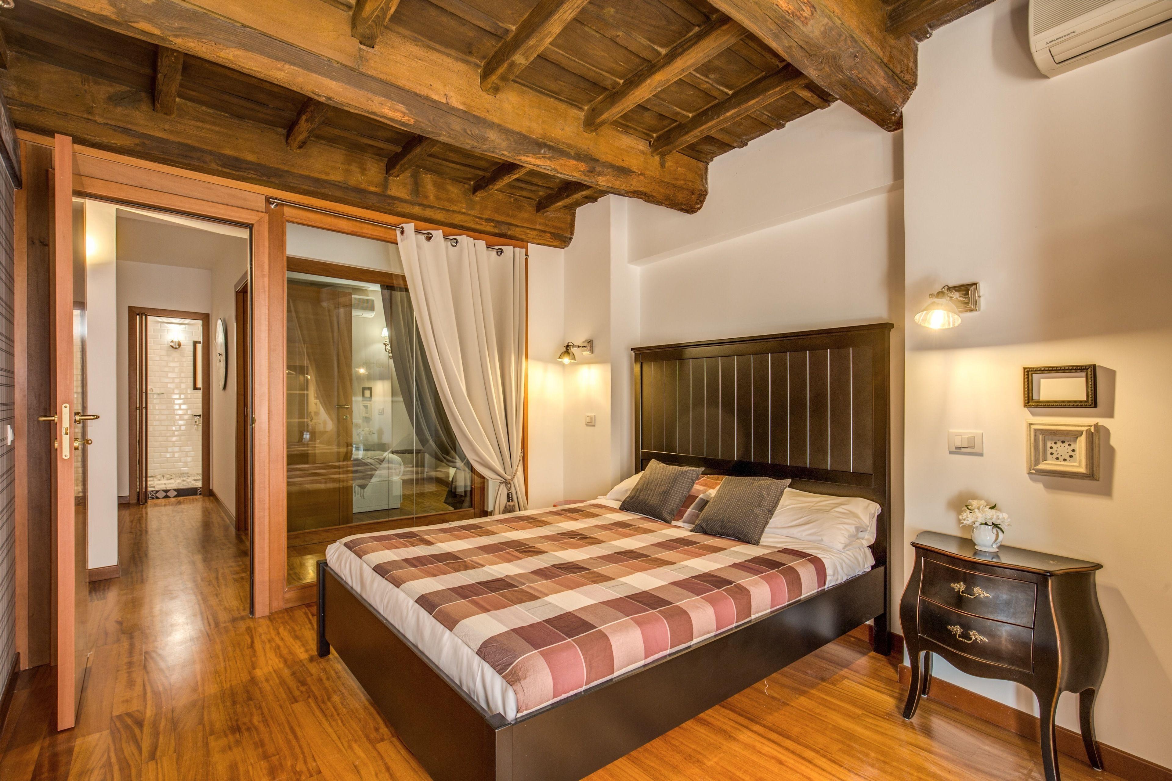 Pantheon Miracle Suite — Photos 1